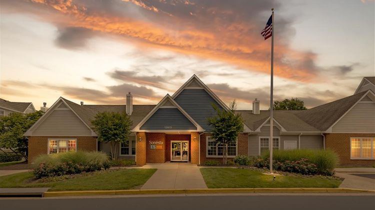 Sonesta ES Suites Fairfax Fair Lakes Exterior