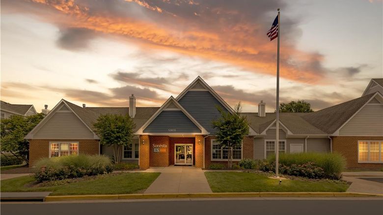 Sonesta ES Suites Fairfax Fair Lakes Exterior. Images powered by <a href="https://iceportal.shijigroup.com" target="_blank" rel="noopener">Ice Portal</a>.