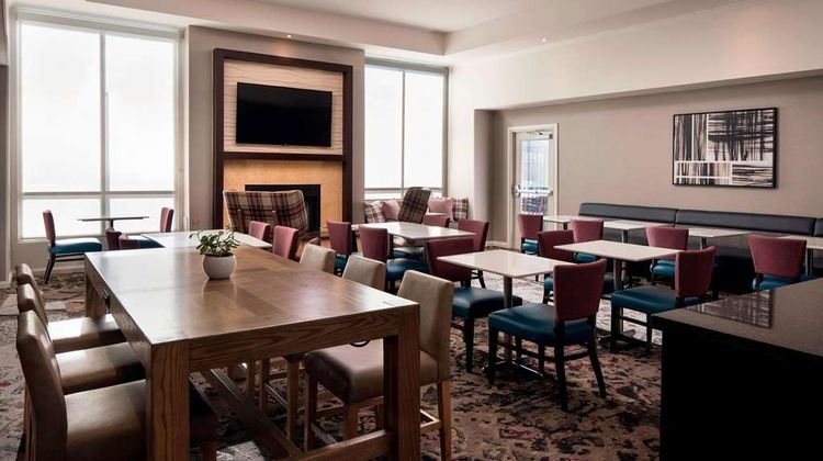 Sonesta ES Suites Scottsdale Paradise Valley Lobby