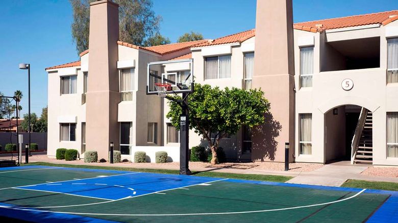<b>Sonesta ES Suites Scottsdale Paradise Valley Recreation</b>. Images powered by <a href="https://iceportal.shijigroup.com/" title="IcePortal" target="_blank">IcePortal</a>.
