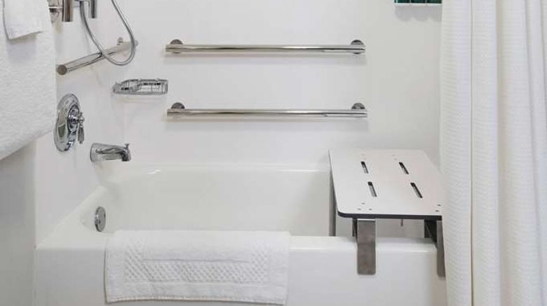 <b>Sonesta ES Suites Fresno Suite</b>. Images powered by <a href="https://iceportal.shijigroup.com/" title="IcePortal" target="_blank">IcePortal</a>.