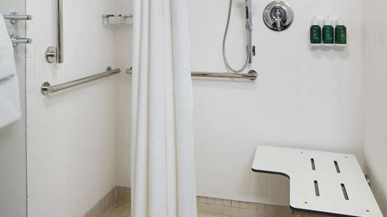 <b>Sonesta ES Suites Fresno Suite</b>. Images powered by <a href="https://iceportal.shijigroup.com/" title="IcePortal" target="_blank">IcePortal</a>.