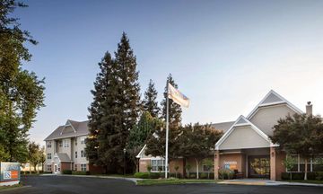 Sonesta ES Suites Fresno