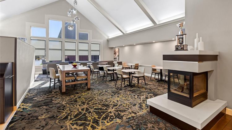 Sonesta ES Suites Fresno Restaurant