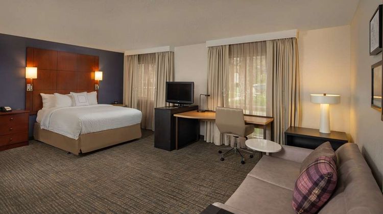 Sonesta ES Suites Nashville Brentwood Suite