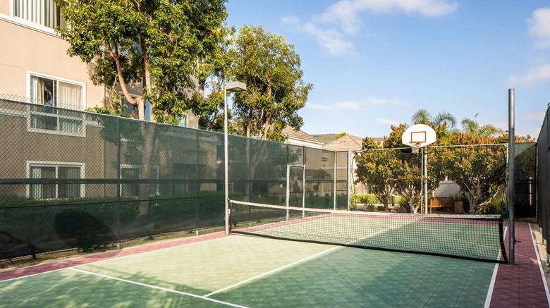 <b>Sonesta ES Suites Carmel Mountain-San Di Recreation</b>. Images powered by <a href="https://iceportal.shijigroup.com/" title="IcePortal" target="_blank">IcePortal</a>.