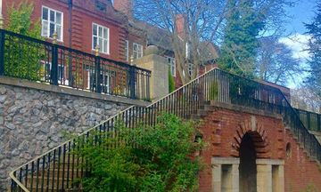 Southcrest Manor Hotel BW Signature Coll