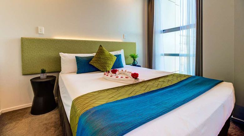 <b>VR Auckland City Room</b>. Images powered by <a href="https://iceportal.shijigroup.com/" title="IcePortal" target="_blank">IcePortal</a>.