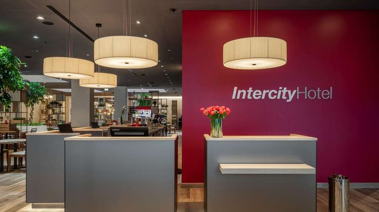 IntercityHotel Budapest Lobby