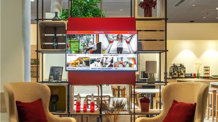 IntercityHotel Budapest Lobby