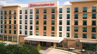 Hilton Garden Inn at Silverlake Crossing