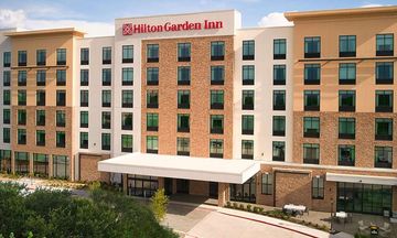Hilton Garden Inn at Silverlake Crossing