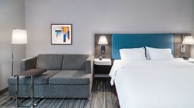 Hampton Inn Hardeeville Room