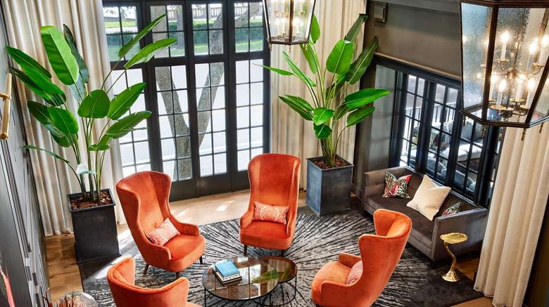 <b>The Terrace Hotel, Tapestry Collection Lobby</b>. Images powered by <a href="https://iceportal.shijigroup.com/" title="IcePortal" target="_blank">IcePortal</a>.