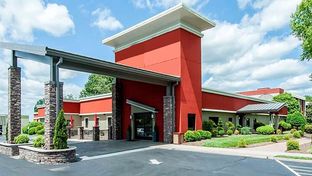Days Inn &amp Suites by Wyndham