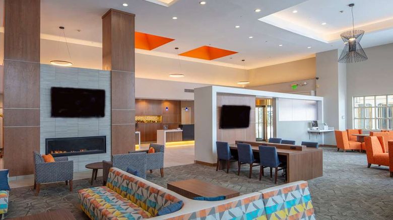 <b>Collegian Hotel & Suites Trademark Coll Lobby</b>. Images powered by <a href="https://iceportal.shijigroup.com/" title="IcePortal" target="_blank">IcePortal</a>.