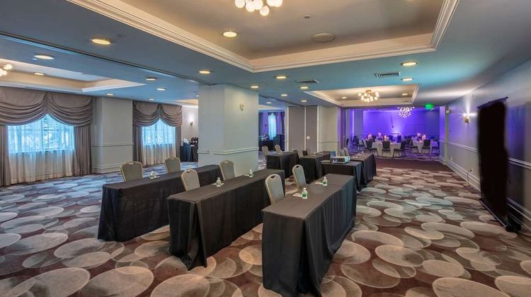 Collegian Hotel & Suites Trademark Coll Meeting