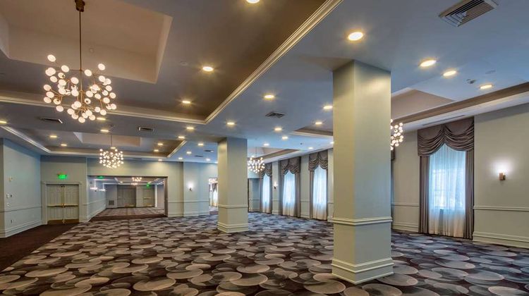 Collegian Hotel & Suites Trademark Coll Meeting