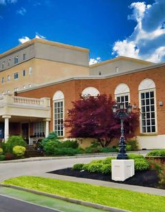 Collegian Hotel & Suites Trademark Coll