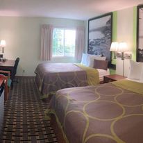 Super 8 by Wyndham Chisago City