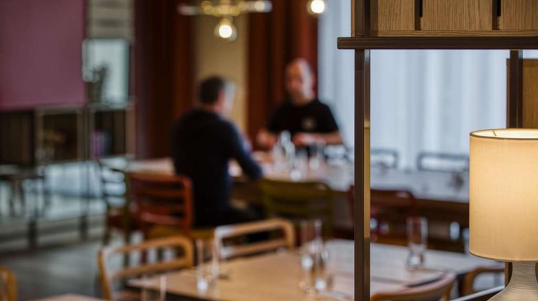 <b>IntercityHotel Wiesbaden Restaurant</b>. Images powered by <a href="https://iceportal.shijigroup.com/" title="IcePortal" target="_blank">IcePortal</a>.