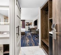 The Federal Hotel, Ascend Collection Room