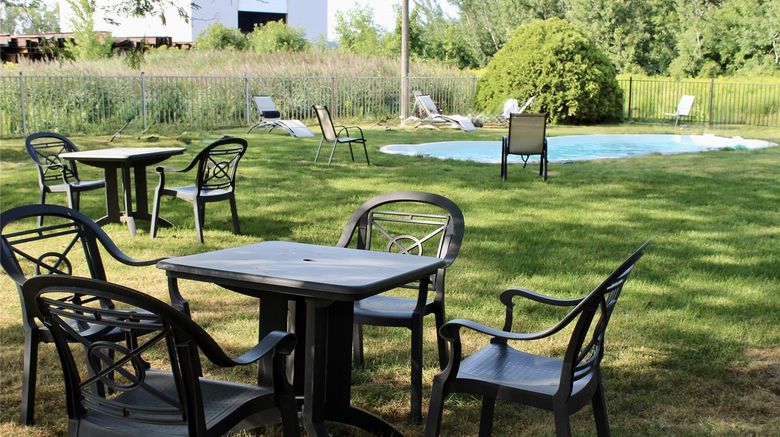 <b>Travelodge by Wyndham Trois Rivieres Pool</b>. Images powered by <a href="https://iceportal.shijigroup.com/" title="IcePortal" target="_blank">IcePortal</a>.