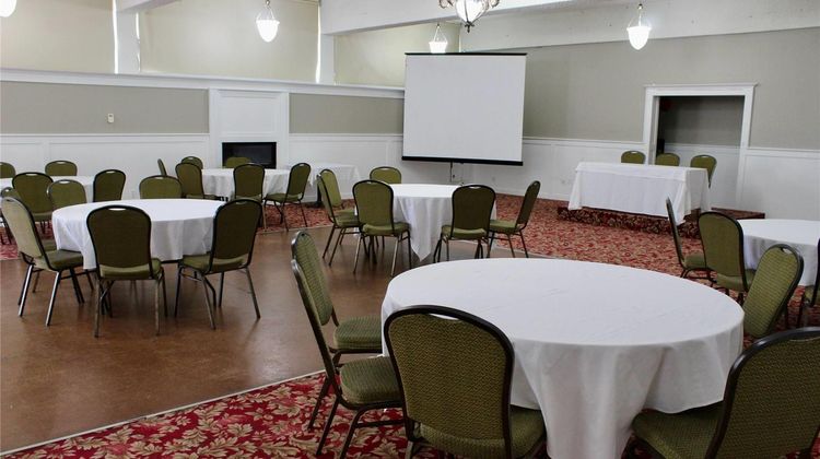 Travelodge by Wyndham Trois Rivieres Meeting