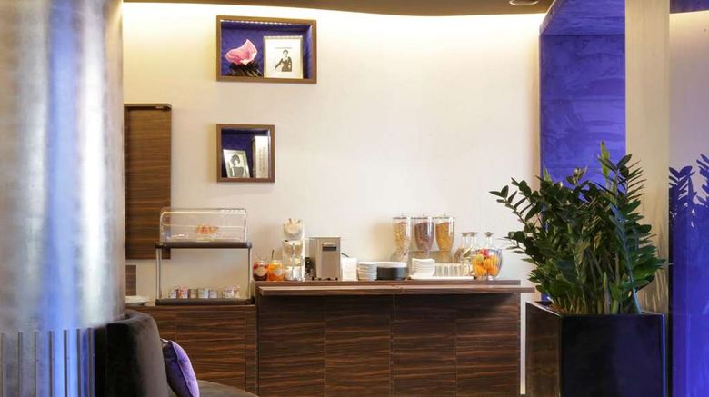 <b>Hotel Diva Opera Restaurant</b>. Images powered by <a href="https://iceportal.shijigroup.com/" title="IcePortal" target="_blank">IcePortal</a>.