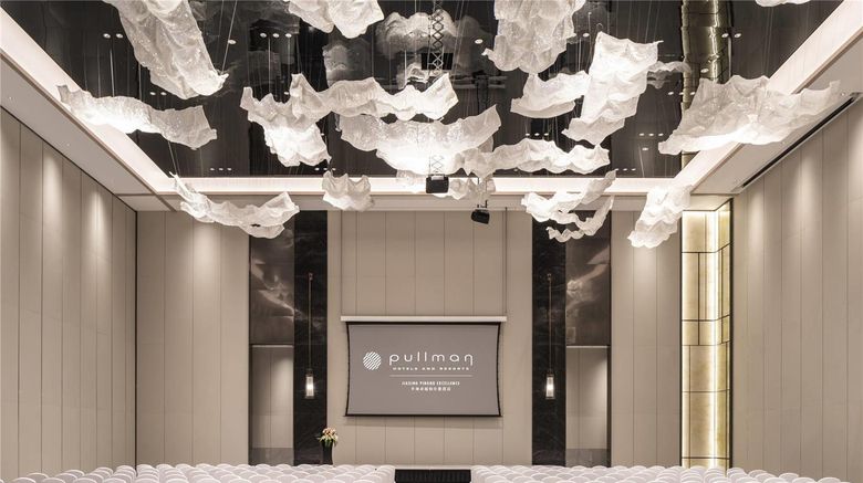 <b>Pullman Jiaxing Pinghu Excellence Hotel Meeting</b>. Images powered by <a href="https://iceportal.shijigroup.com/" title="IcePortal" target="_blank">IcePortal</a>.