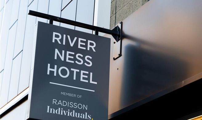 River Ness Hotel, Radisson Individuals Exterior