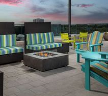 Hilton Garden Inn Orlando Downtown Exterior