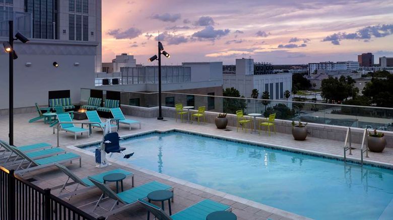 <b>Hilton Garden Inn Orlando Downtown Pool</b>. Images powered by <a href="https://iceportal.shijigroup.com/" title="IcePortal" target="_blank">IcePortal</a>.