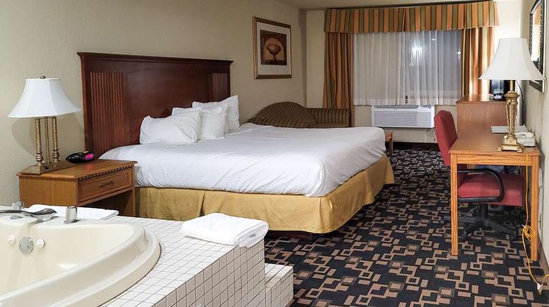 <b>Comfort Inn and Suites Shakopee Downtown Area Room</b>. Images powered by <a href="https://iceportal.shijigroup.com/" title="IcePortal" target="_blank">IcePortal</a>.