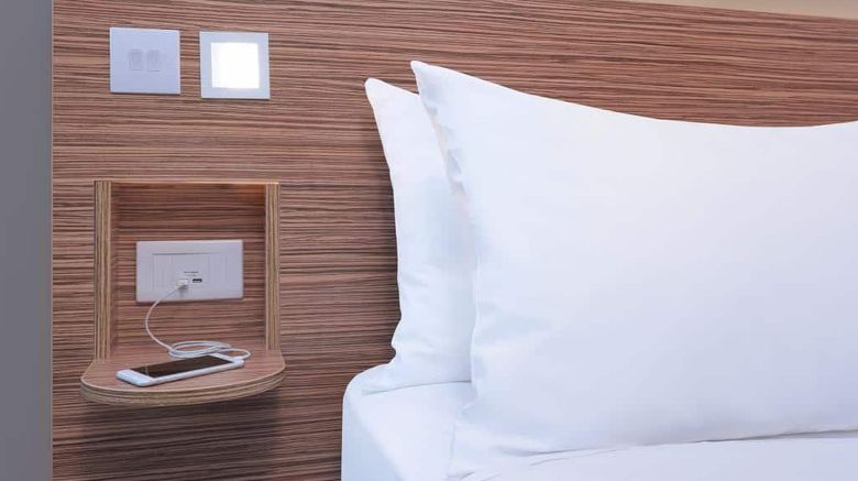 <b>Travelodge Plus Portsmouth City Centre Room</b>. Images powered by <a href="https://iceportal.shijigroup.com/" title="IcePortal" target="_blank">IcePortal</a>.