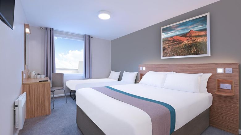 <b>Travelodge Plus Portsmouth City Centre Room</b>. Images powered by <a href="https://iceportal.shijigroup.com/" title="IcePortal" target="_blank">IcePortal</a>.