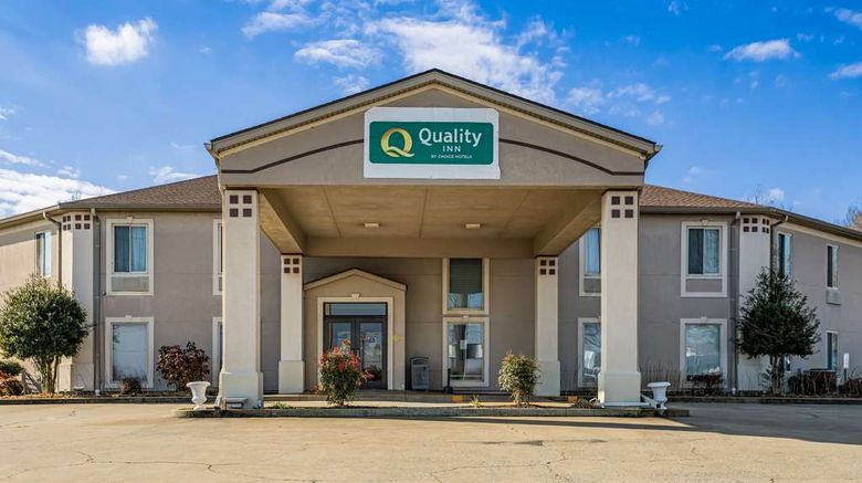<b>Quality Inn Calvert City-Paducah East Exterior</b>. Images powered by <a href="https://iceportal.shijigroup.com/" title="IcePortal" target="_blank">IcePortal</a>.