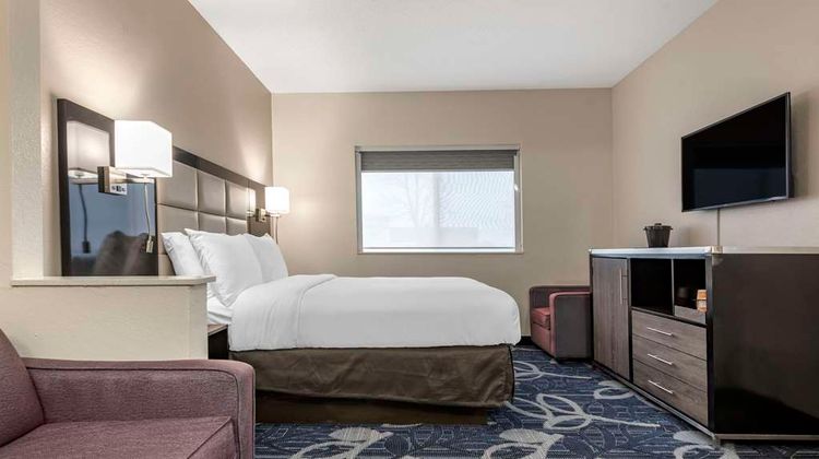 Comfort Inn & Suites Liverpool/Syracuse Suite