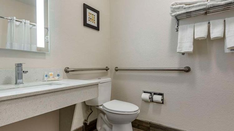 Comfort Inn & Suites Liverpool/Syracuse Room