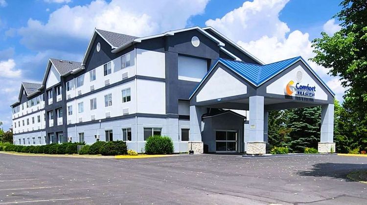 Comfort Inn & Suites Liverpool/Syracuse Exterior