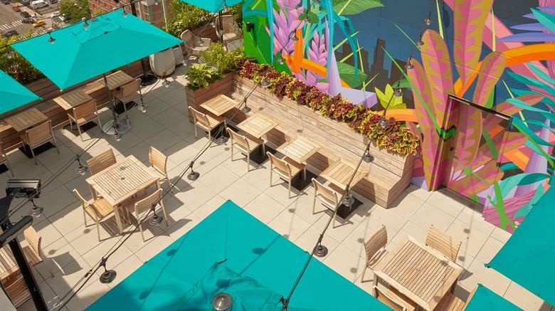 <b>Arlo Midtown Other</b>. Images powered by <a href="https://iceportal.shijigroup.com/" title="IcePortal" target="_blank">IcePortal</a>.