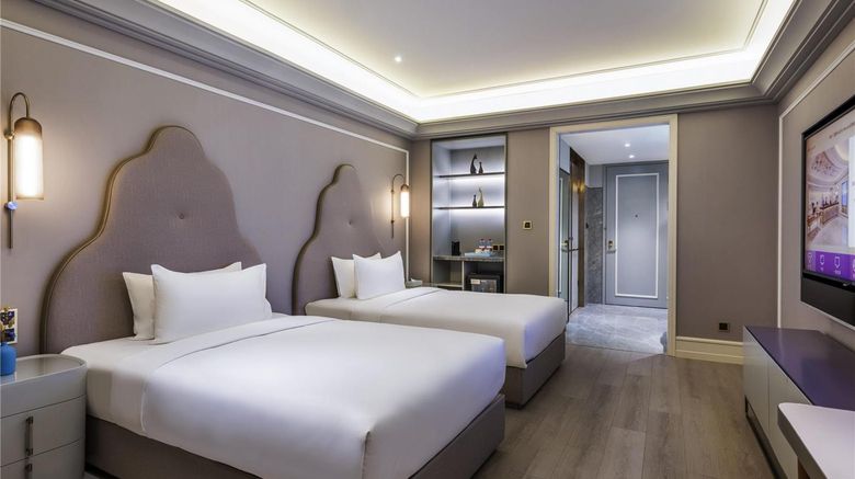 <b>Mercure Yan'an Downtown Room</b>. Images powered by <a href="https://iceportal.shijigroup.com/" title="IcePortal" target="_blank">IcePortal</a>.