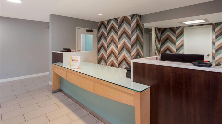 <b>MainStay Suites Denver Tech Center Lobby</b>. Images powered by <a href="https://iceportal.shijigroup.com/" title="IcePortal" target="_blank">IcePortal</a>.
