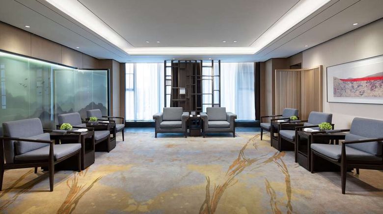 <b>Ramada by Wyndham Huangshan North Lobby</b>. Images powered by <a href="https://iceportal.shijigroup.com/" title="IcePortal" target="_blank">IcePortal</a>.