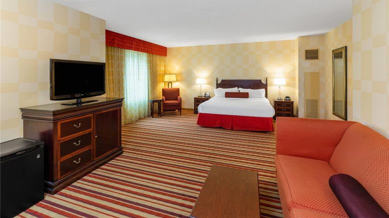 <b>Wyndham Grand Oklahoma City Downtown Suite</b>. Images powered by <a href="https://iceportal.shijigroup.com/" title="IcePortal" target="_blank">IcePortal</a>.