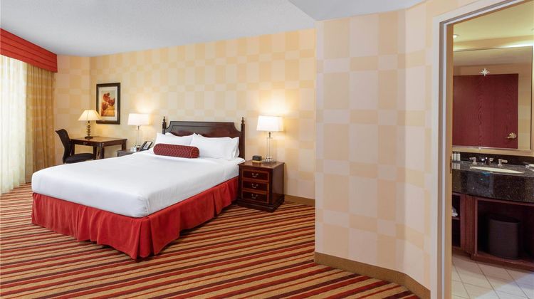 Wyndham Grand Oklahoma City Downtown Suite