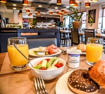 Mandarina Hotel Luxembourg Airport Restaurant