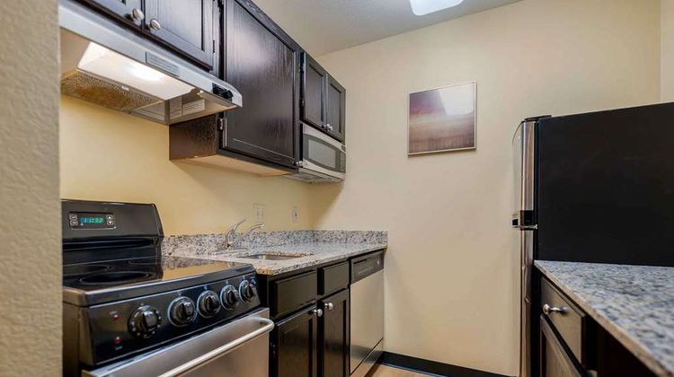 Extended Stay America Chicago-Elgin Room