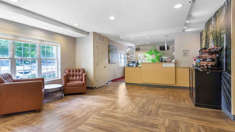 Extended Stay America Northlake Lobby