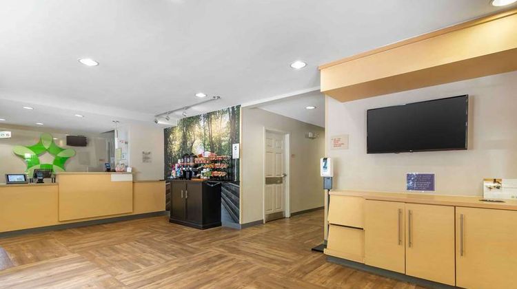 Extended Stay America Northlake Lobby